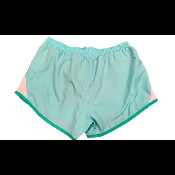 Nike shorts - Picture 2 of 4